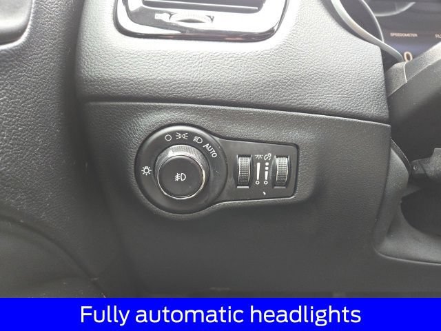 Used 2018 Jeep Compass Limited w/ Navigation Group AWD/4WD image 26