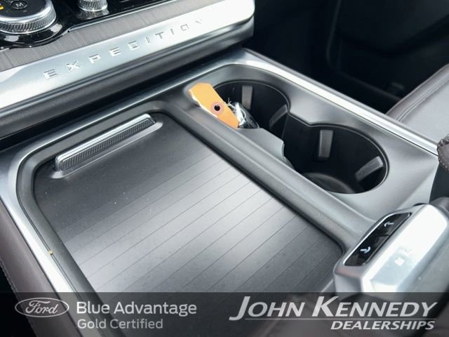 Certified 2025 Ford Expedition Max Platinum w/ Platinum Ultimate Package image 37