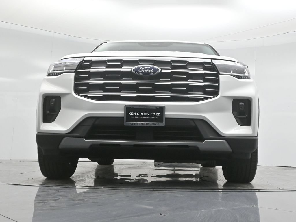 Certified 2025 Ford Explorer Active RWD image 45