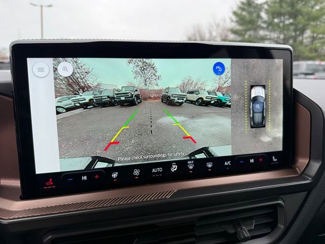 Certified 2025 Ford Bronco Sport Outer Banks w/ Outer Banks Tech Package+ image 9