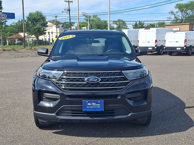 Certified 2023 Ford Explorer XLT AWD/4WD image 2