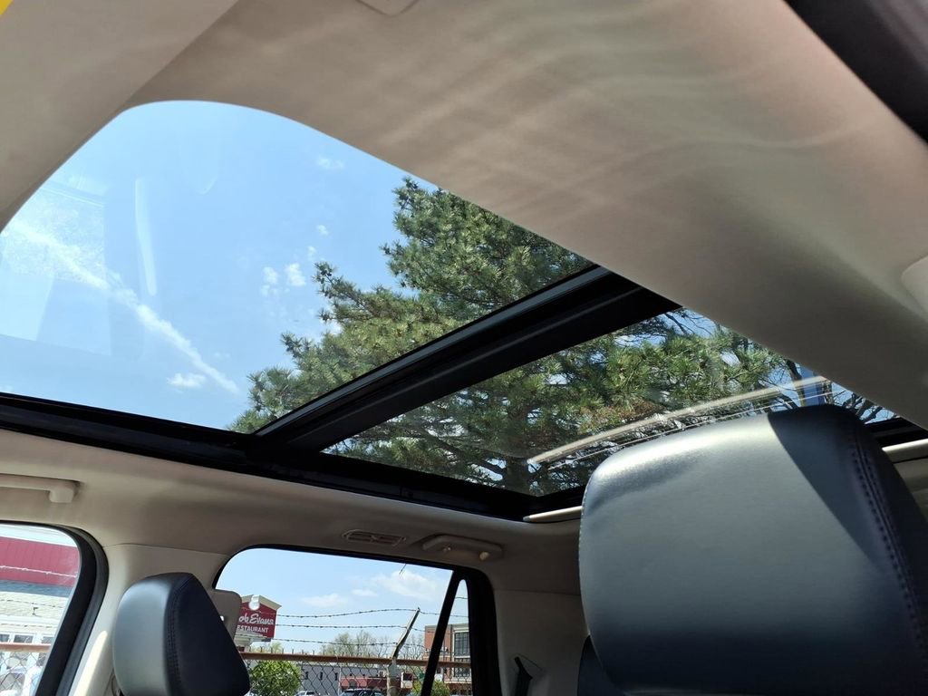 Certified 2024 Ford Expedition XLT AWD/4WD image 17