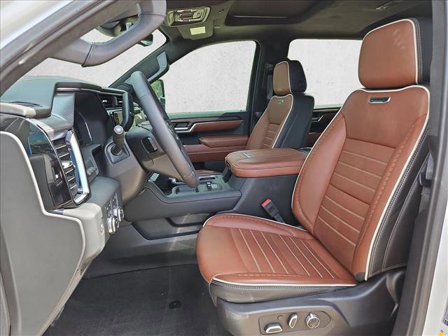 Used 2024 GMC Sierra 3500 Denali Ultimate image 16