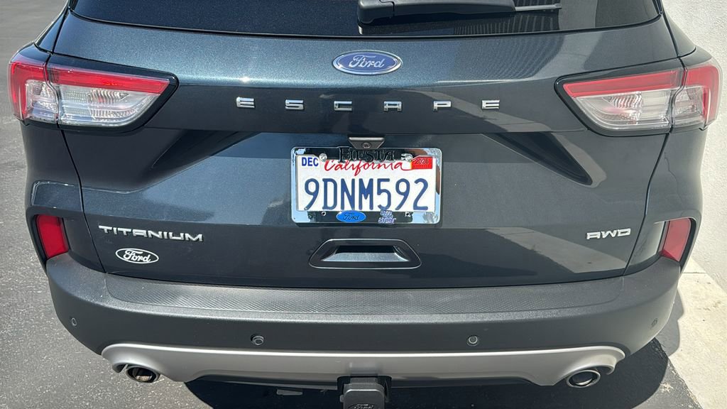 Certified 2022 Ford Escape Titanium w/ Titanium Elite Package image 3