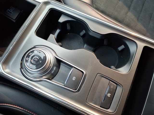 Certified 2024 Ford Edge ST-Line AWD/4WD image 27
