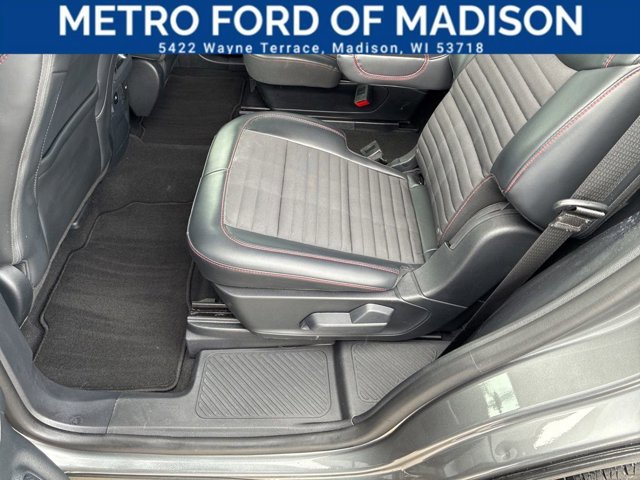 Certified 2025 Ford Explorer ST-Line image 36