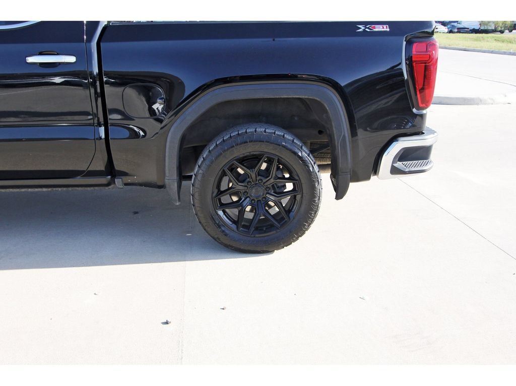Used 2023 GMC Sierra 1500 SLT AWD/4WD image 29