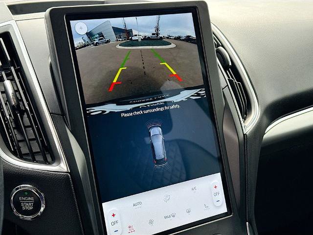 Certified 2024 Ford Edge Titanium image 11