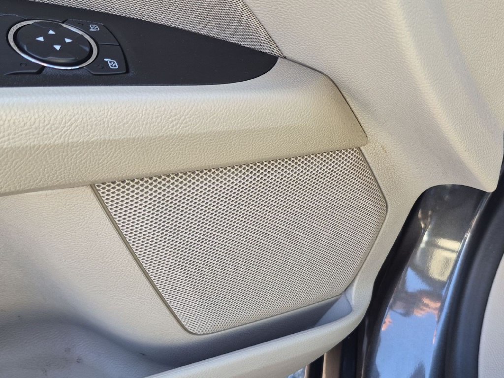 Certified 2018 Ford Fusion SE FWD image 12