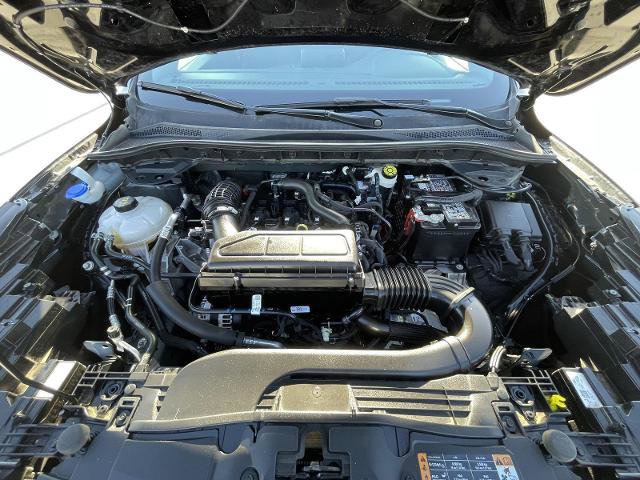 Certified 2025 Ford Escape ST-Line AWD/4WD image 33