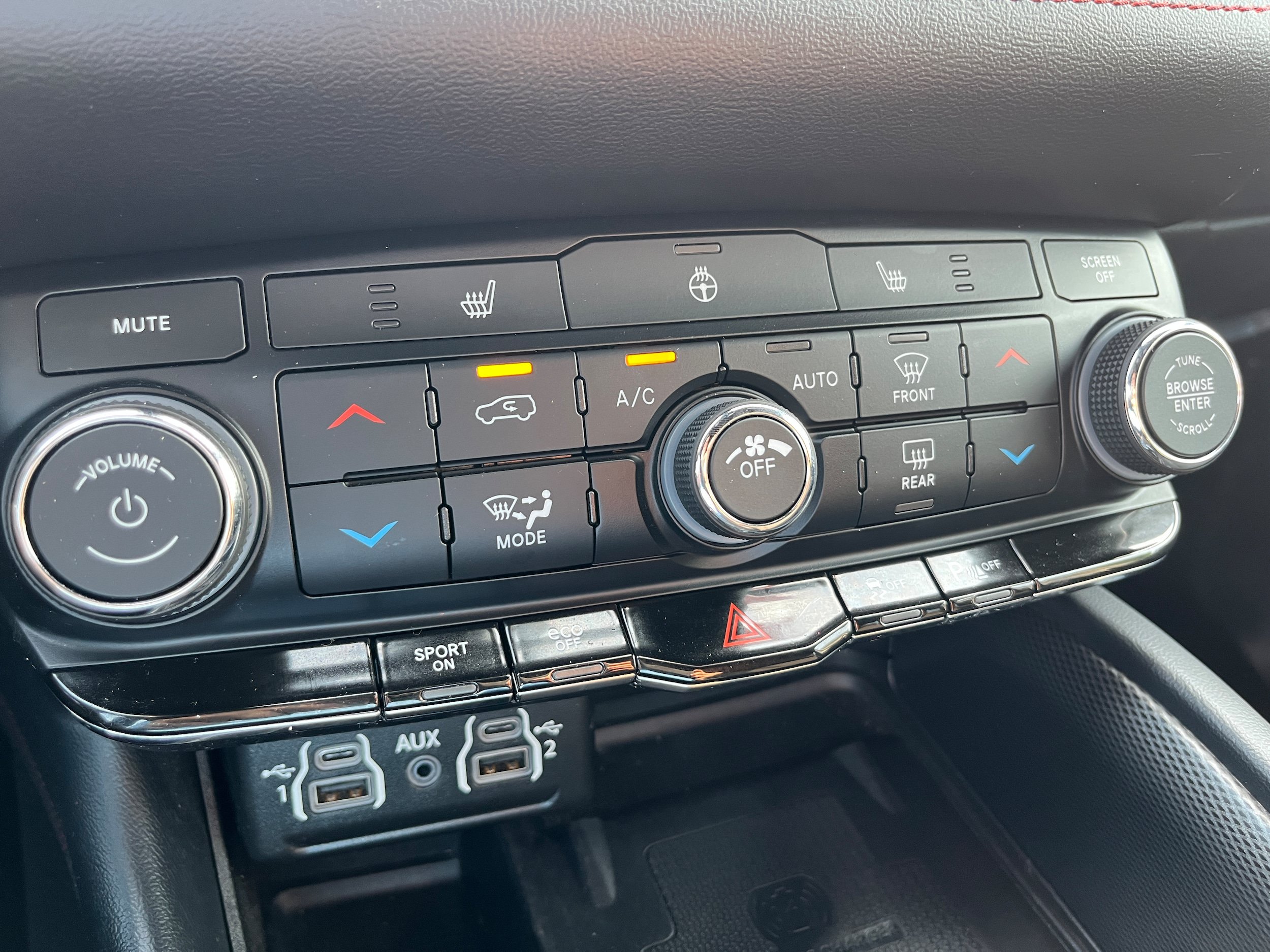 Used 2023 Dodge Durango R/T w/ Blacktop Package AWD/4WD image 19