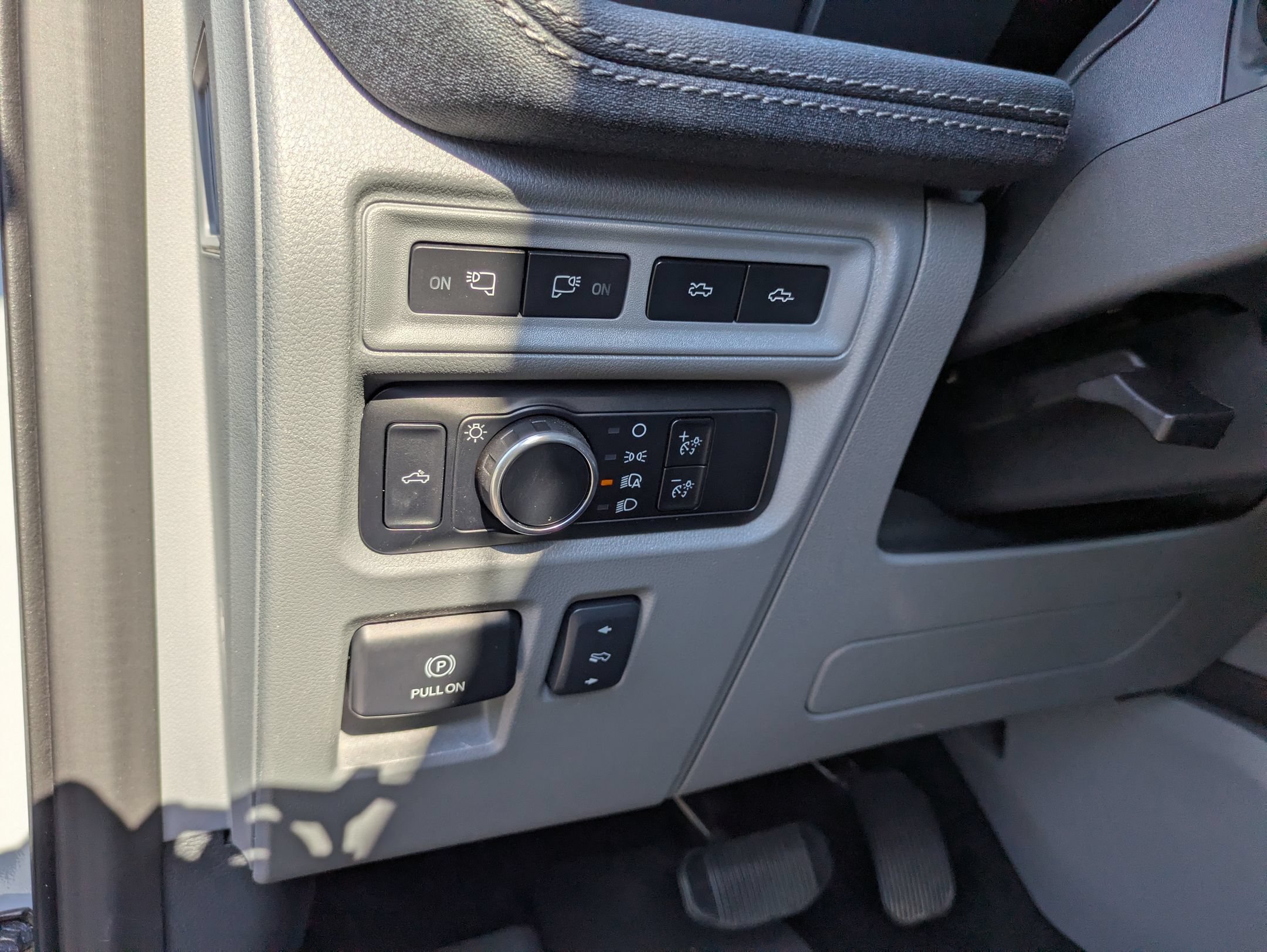 Certified 2024 Ford F150 Lightning Flash AWD/4WD image 19