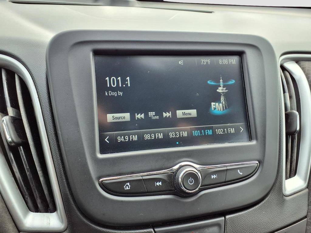 Used 2017 Chevrolet Malibu LS FWD image 10