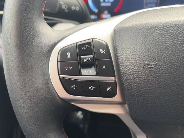 Certified 2025 Ford Explorer Active AWD/4WD image 26