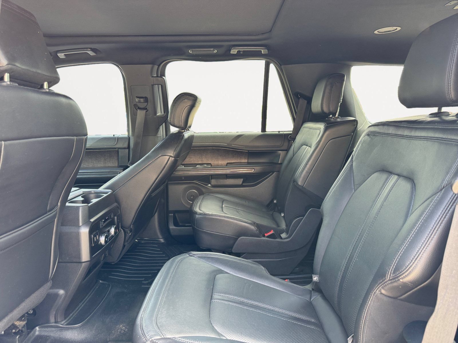 Certified 2019 Ford Expedition Limited w/ Equipment Group 301A AWD/4WD image 13