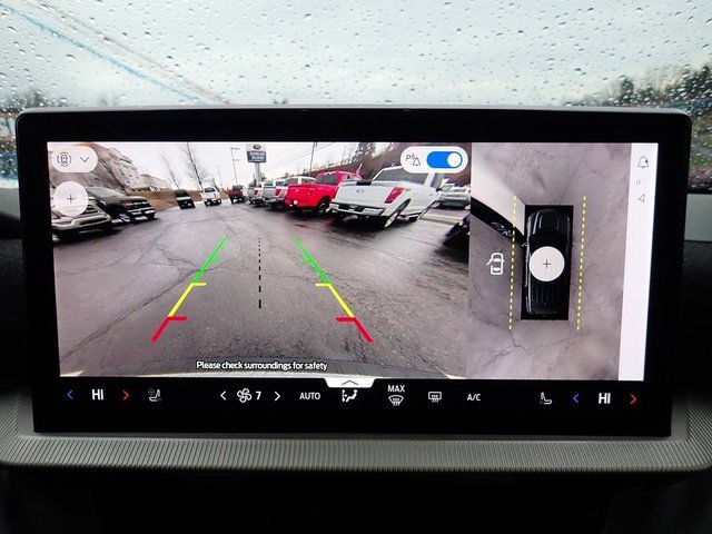 Certified 2025 Ford Explorer ST-Line image 27