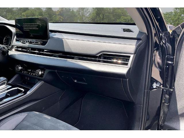 Used 2025 Mitsubishi Outlander SE FWD image 23