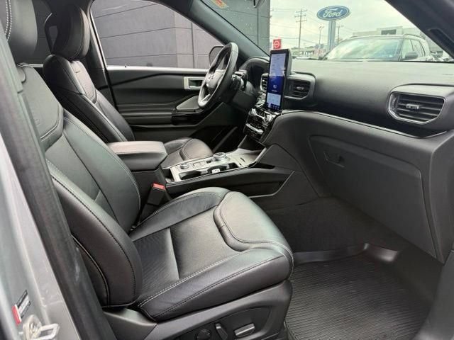 Certified 2023 Ford Explorer ST w/ Equipment Group 401A AWD/4WD image 4