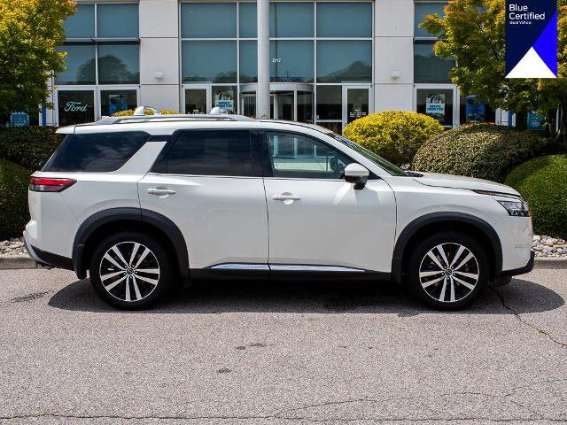Used 2024 Nissan Pathfinder Platinum FWD image 1