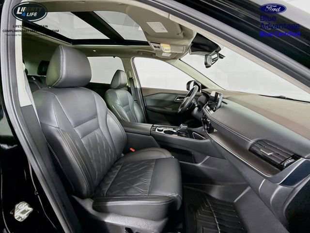 Used 2023 Nissan Rogue Platinum w/ Platinum Premium Package image 31