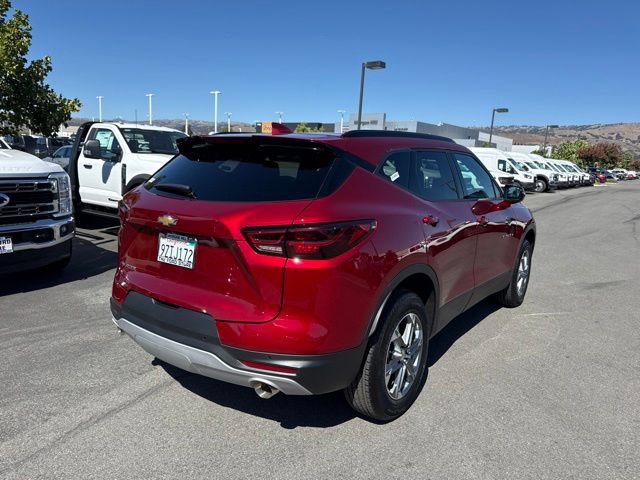 Used 2026 Chevrolet Blazer LT FWD image 6