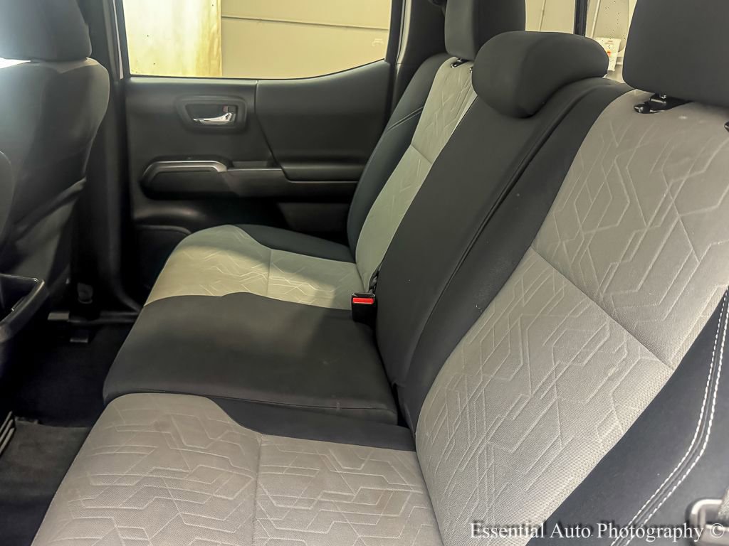 Used 2020 Toyota Tacoma TRD Sport w/ Technology Package image 12