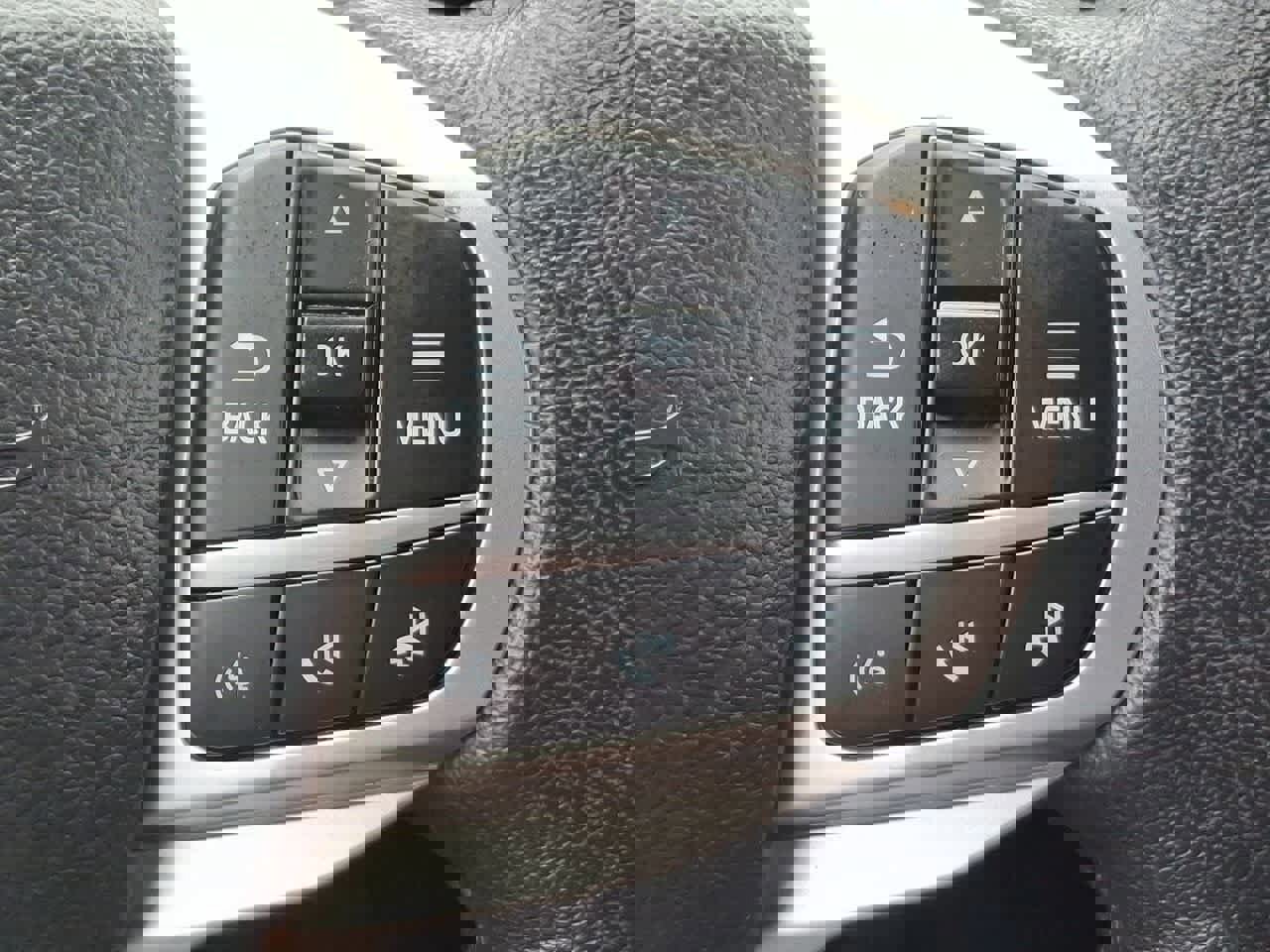 Certified 2022 Ford Explorer Limited image 24