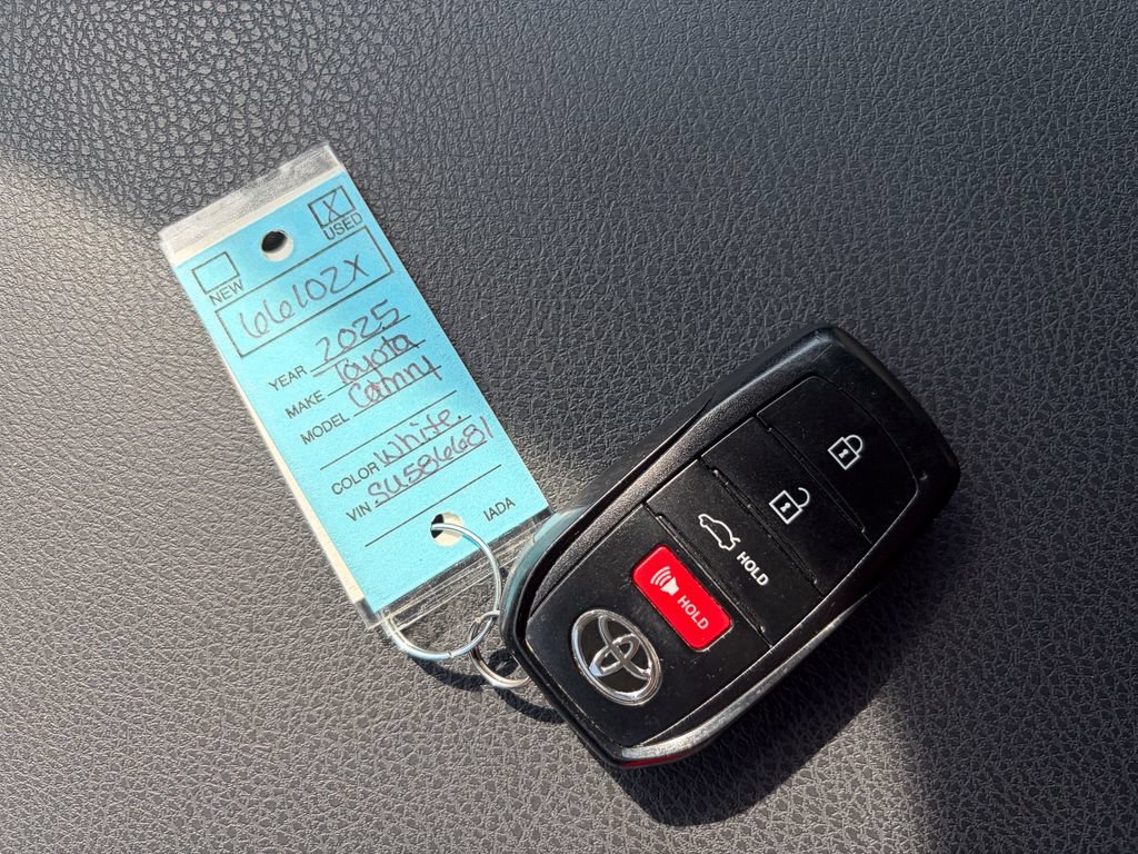 Used 2025 Toyota Camry LE FWD image 29
