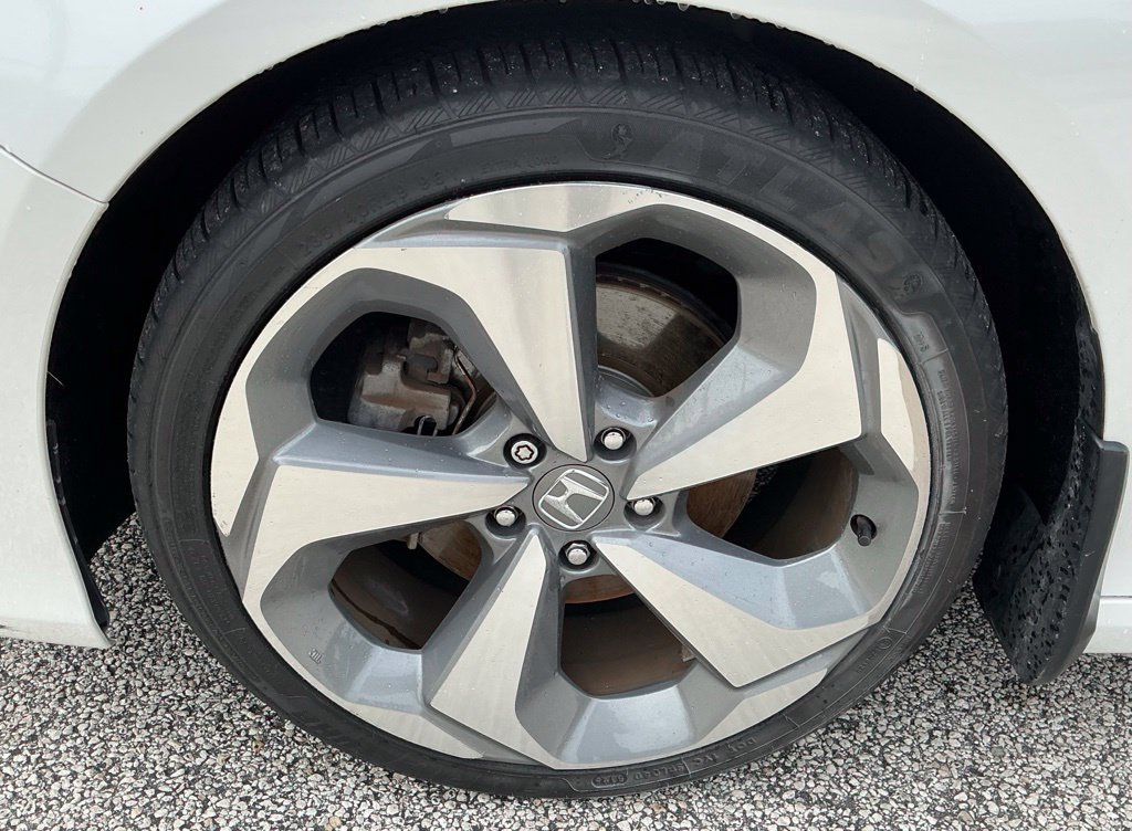 Used 2018 Honda Accord Touring image 20