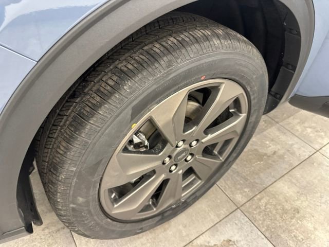 Certified 2025 Ford Escape Platinum image 36