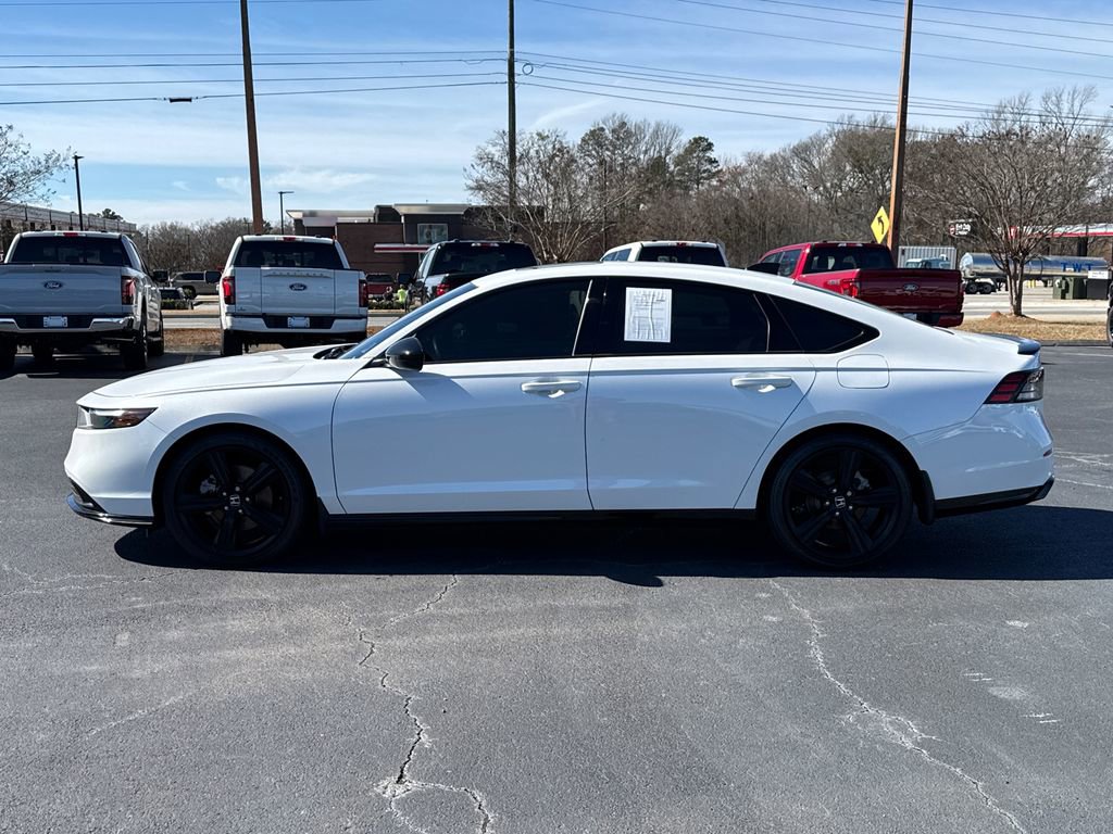 Used 2025 Honda Accord Sport image 4