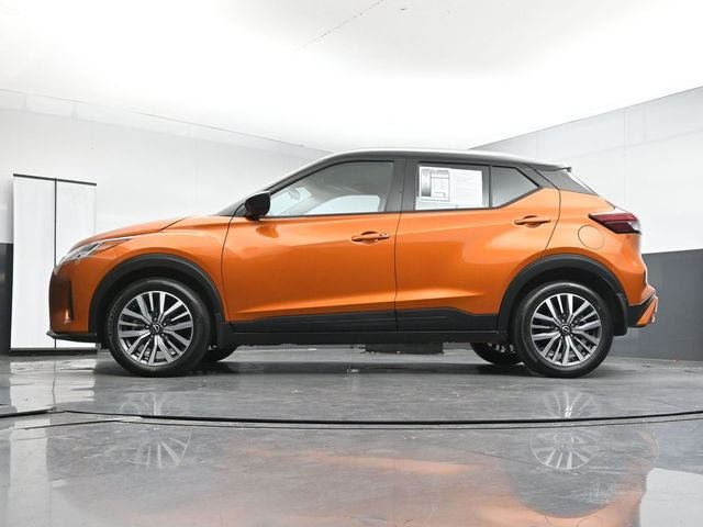Used 2024 Nissan Kicks SV FWD image 28