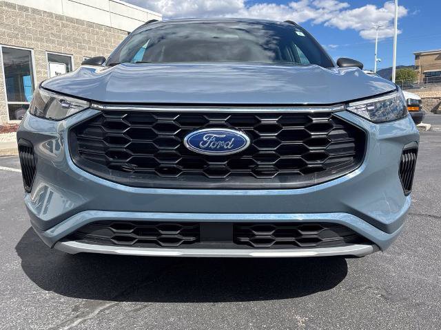 Certified 2023 Ford Escape ST-Line w/ Tech Pack #1 AWD/4WD image 6
