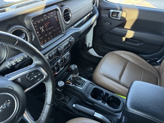 Used 2023 Jeep Wrangler Unlimited Sahara w/ Cold Weather Group image 15