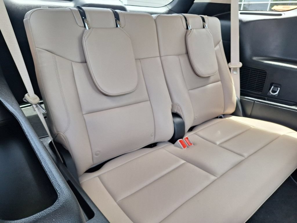 Certified 2023 Ford Explorer Limited w/ Limited Technology Package RWD image 33
