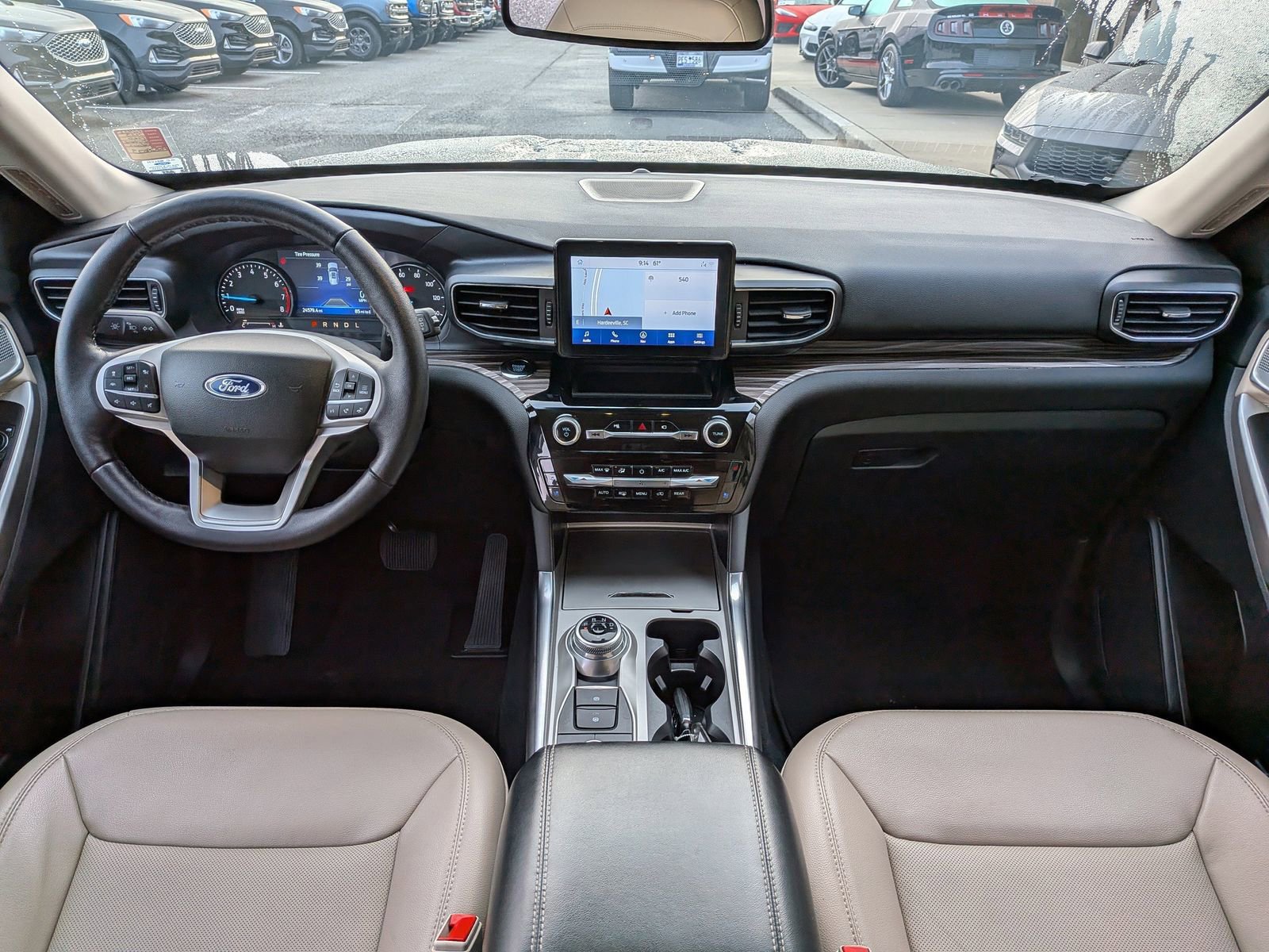 Certified 2023 Ford Explorer Limited w/ Equipment Group 301A image 17