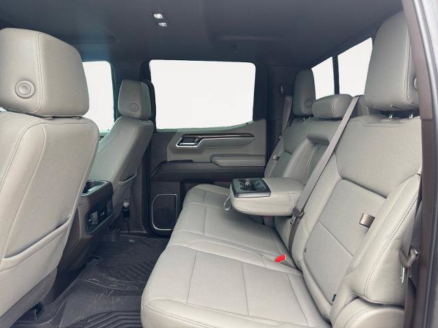 Used 2024 Chevrolet Silverado 1500 LT Trail Boss w/ LT Trail Boss Premium Package AWD/4WD image 13