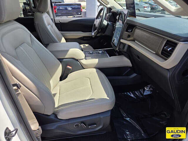 Certified 2024 Ford Expedition Max Limited AWD/4WD image 17
