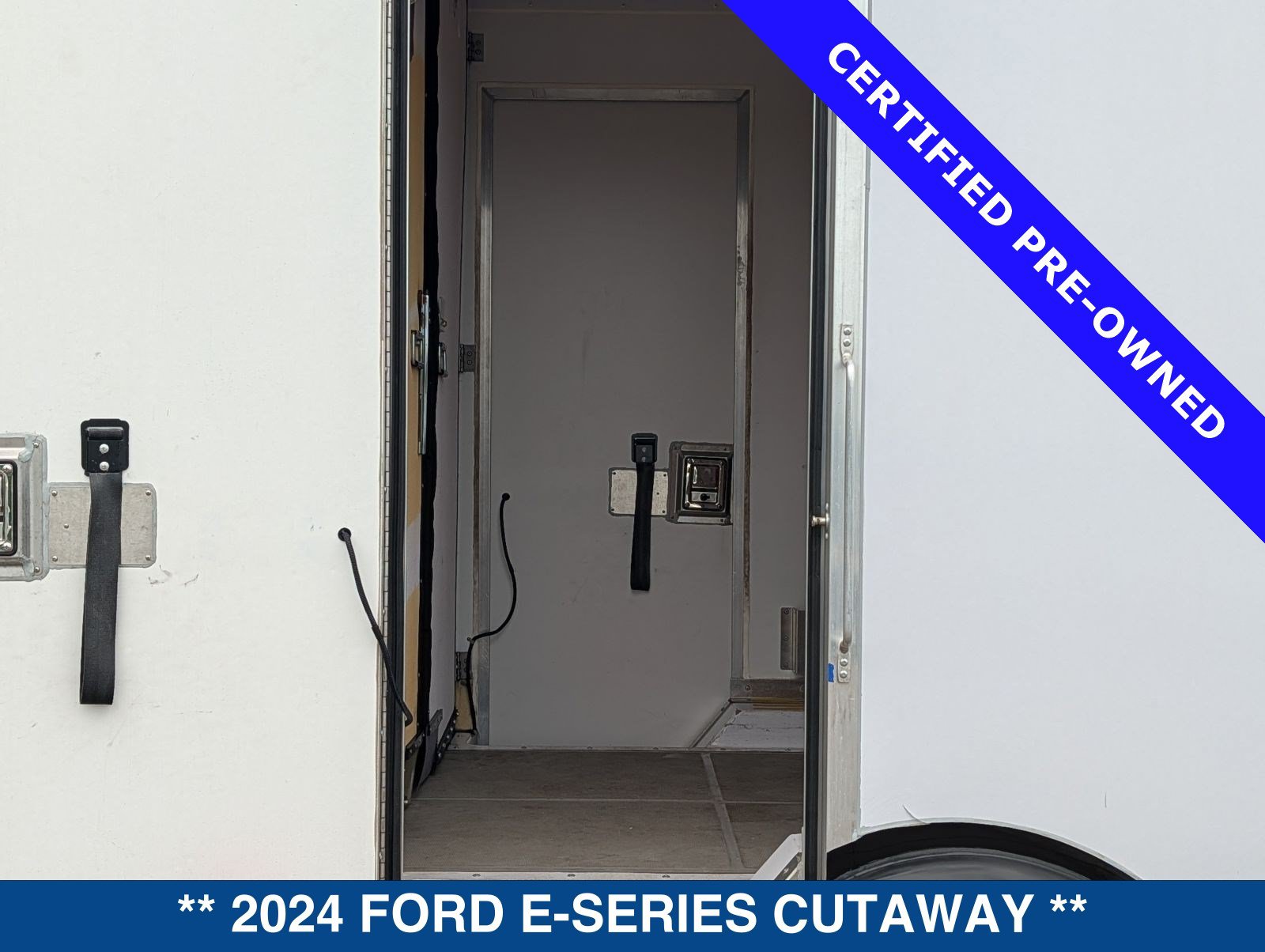 Certified 2024 Ford E-350 and Econoline 350 Super Duty w/ Power Windows & Locks Group RWD image 19