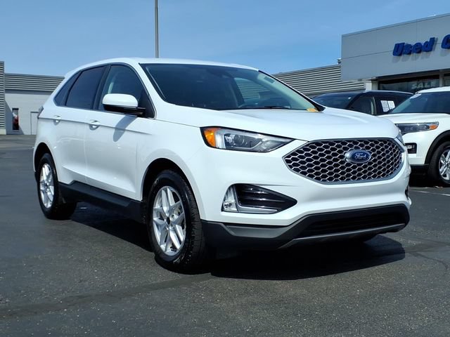 Certified 2024 Ford Edge SEL w/ Convenience Package AWD/4WD image 3