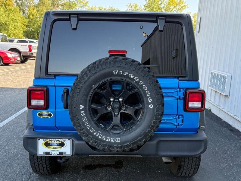 Used 2022 Jeep Wrangler Unlimited Sport image 5