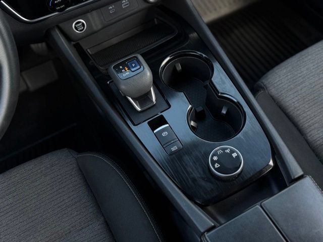 Used 2022 Nissan Rogue SV AWD/4WD image 29