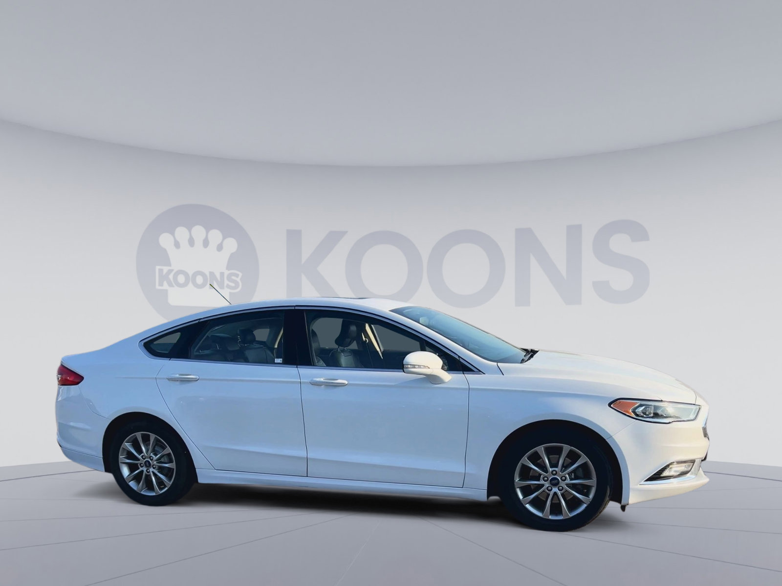 Certified 2017 Ford Fusion SE FWD image 2
