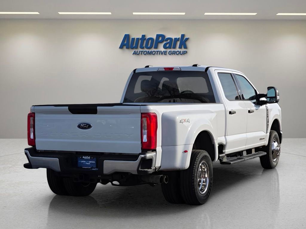 Certified 2025 Ford F350 XLT image 5