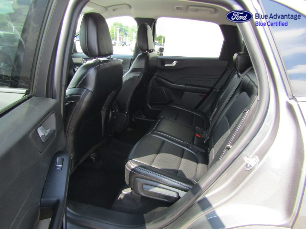 Certified 2025 Ford Escape Platinum AWD/4WD image 23
