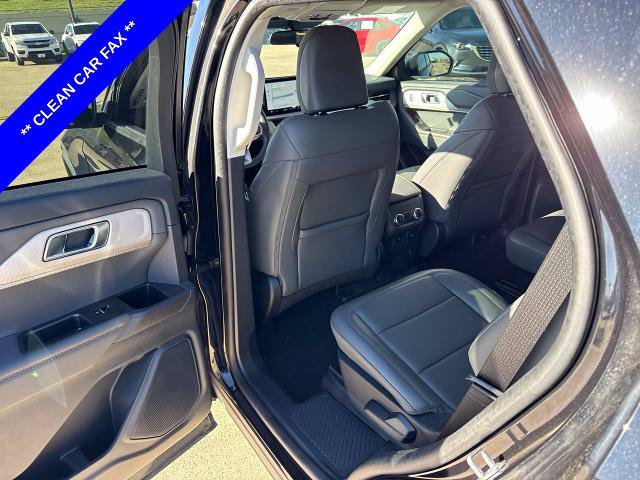 Certified 2025 Ford Explorer Active w/ Active Comfort Package RWD image 7
