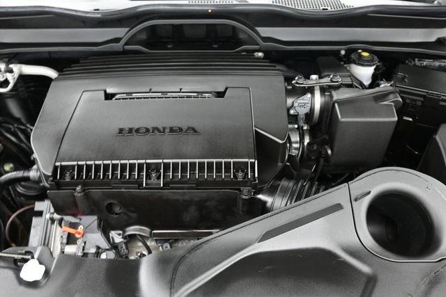 Used 2025 Honda Pilot Touring image 34