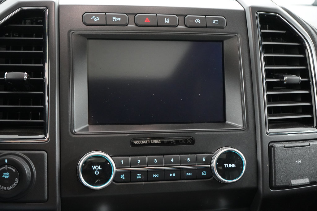 Certified 2020 Ford Expedition Limited w/ Special Edition Package AWD/4WD image 30
