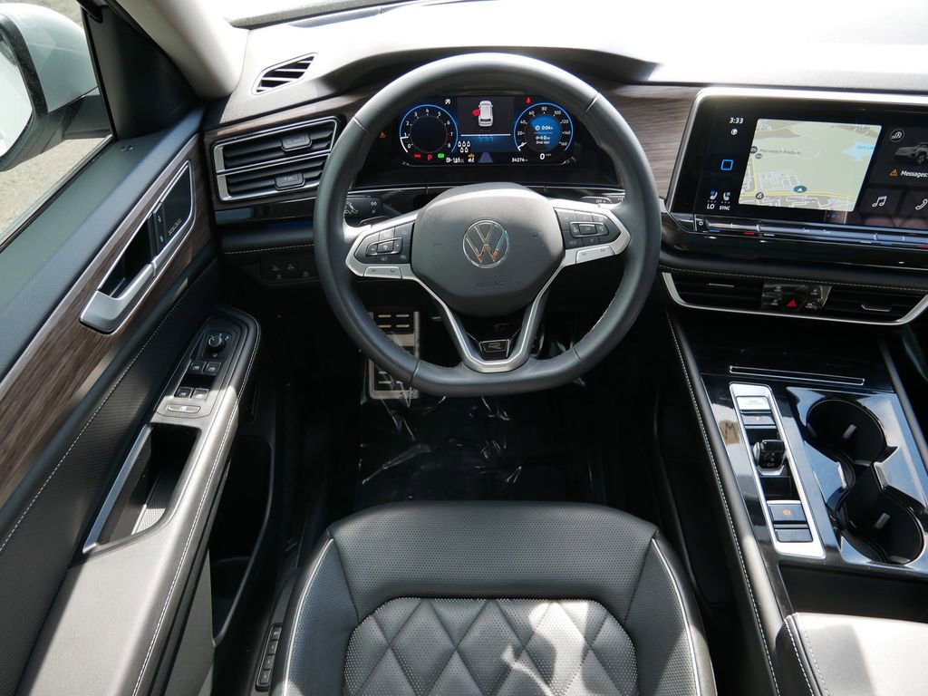 Used 2024 Volkswagen Atlas SEL Premium R-Line AWD/4WD image 12