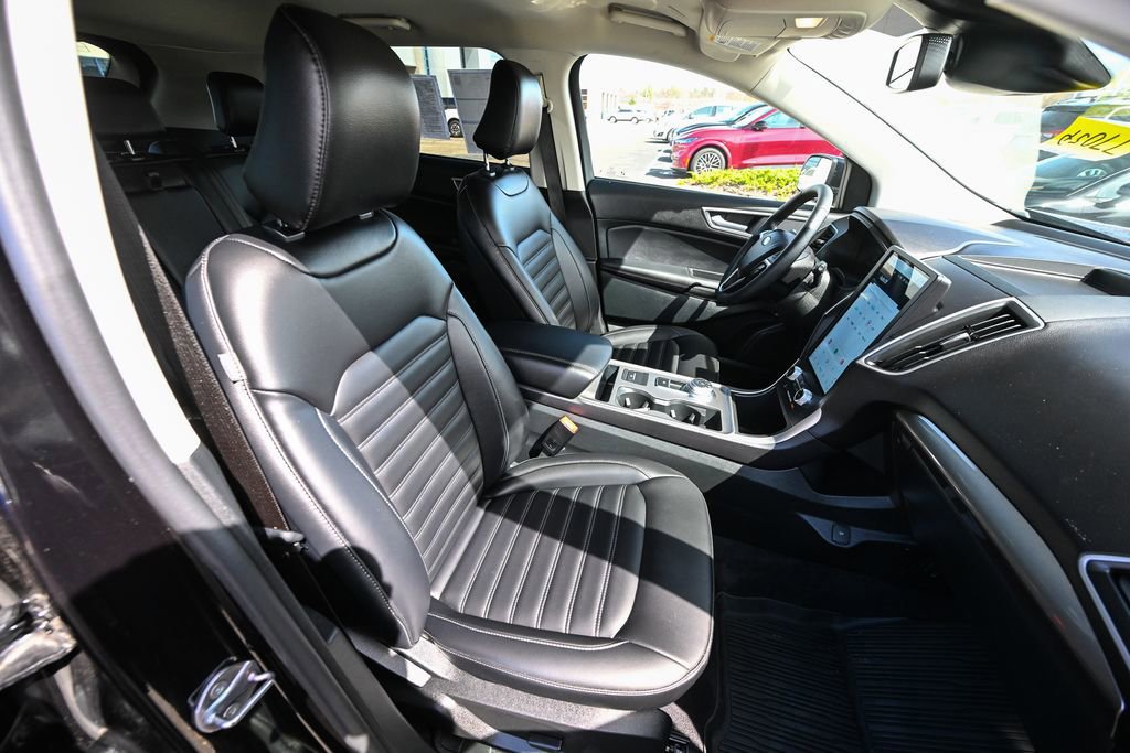 Certified 2024 Ford Edge SEL w/ Convenience Package AWD/4WD image 29